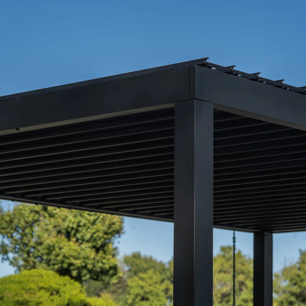 SukeOutdoor Aluminum Louvered Pergola